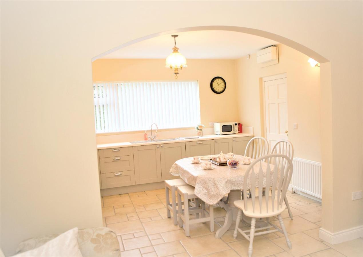 Knocknagore Cottage Gilford Extérieur photo